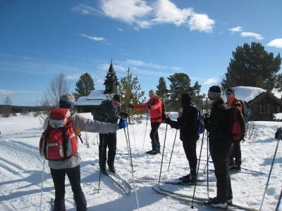 Skigruppe im Golgebirge - Philip Bardach