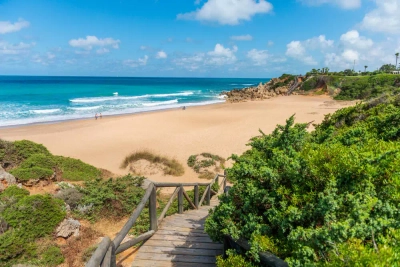 Strand in Conil - andromedicus - © andromedicus / Adobe.com