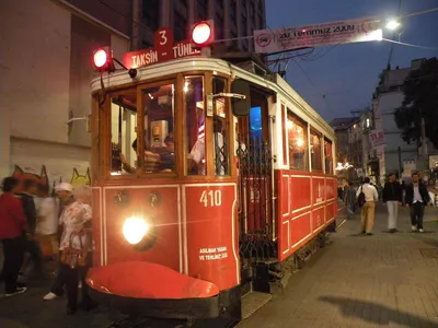 Straßenbahn in Beyoglu - Sarah Hübner