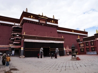 Klöster Drepung und Nechung, Jokhang-Tempel und Pilgerweg Barkhor