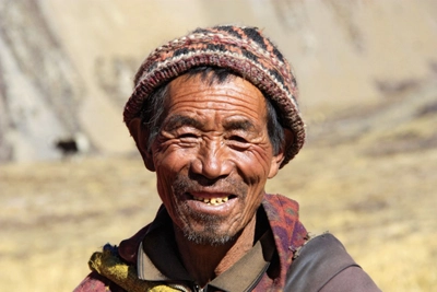 Khampa (stammt aus dem tibetischen Kulturraum Khams)