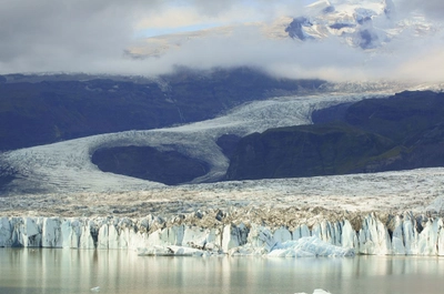 Gigantische Gletscher in Islands Süden