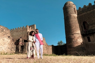 Flug über Addis Abeba nach Gondar – Thronsäle und Engelsaugen: Kaiserstadt Gondar