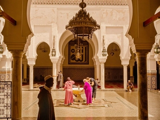 Gerberviertel und Kairaouine-Moschee in der Königsstadt Fes
