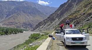 Fahrt in den Pamir nach Kalaikum
