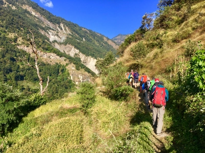 Wandergruppe auf dem Dhaulagiri-Trek