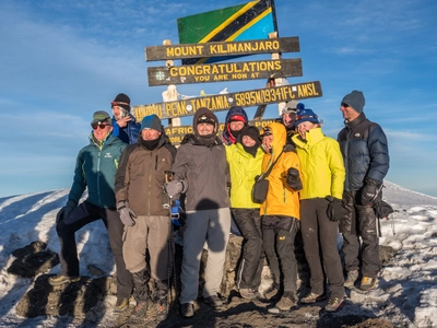 Gipfelerfolg am Uhuru Peak