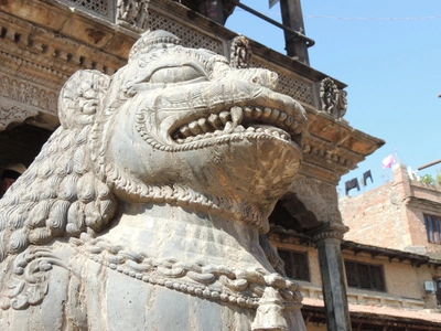 Steinfigur in Patan