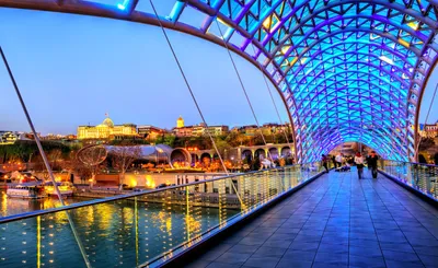 Friedensbrücke in Tiflis