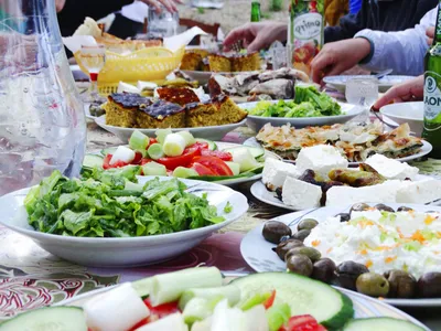 Albanisches Essen frisch aus dem Garten