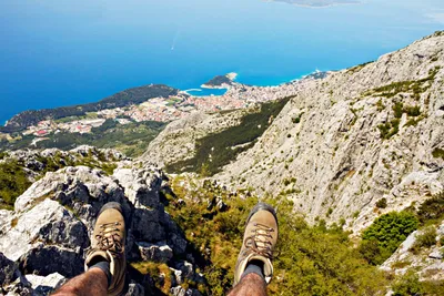 Schwindelerregender Ausblick auf Makarska