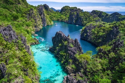 Coron, Palawan, Philippinen, Luftaufnahme der wunderschönen Lagune und Kalksteinfelsen