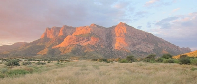 Namibia-Hohenstein-Lodge-Wanderung-Sonnenuntergang