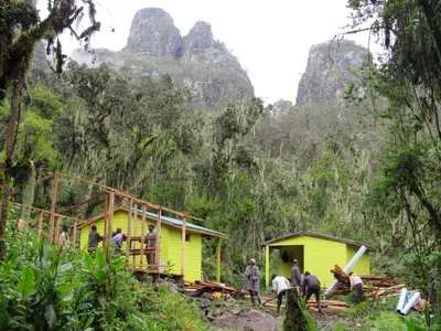 Hütten am Ruwenzori