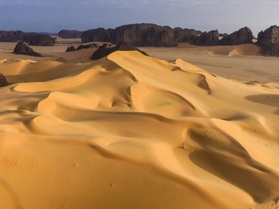 Aussicht von den Dünen des Erg Admer zum Tassili n´Ajjer