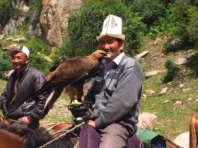 Kirgistan-Grigorjev-Schlucht-Adler