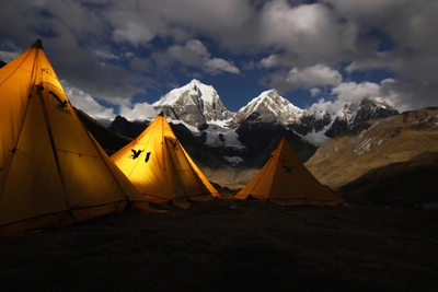 Peru Cordillera Huayhuash Lager bei Nacht